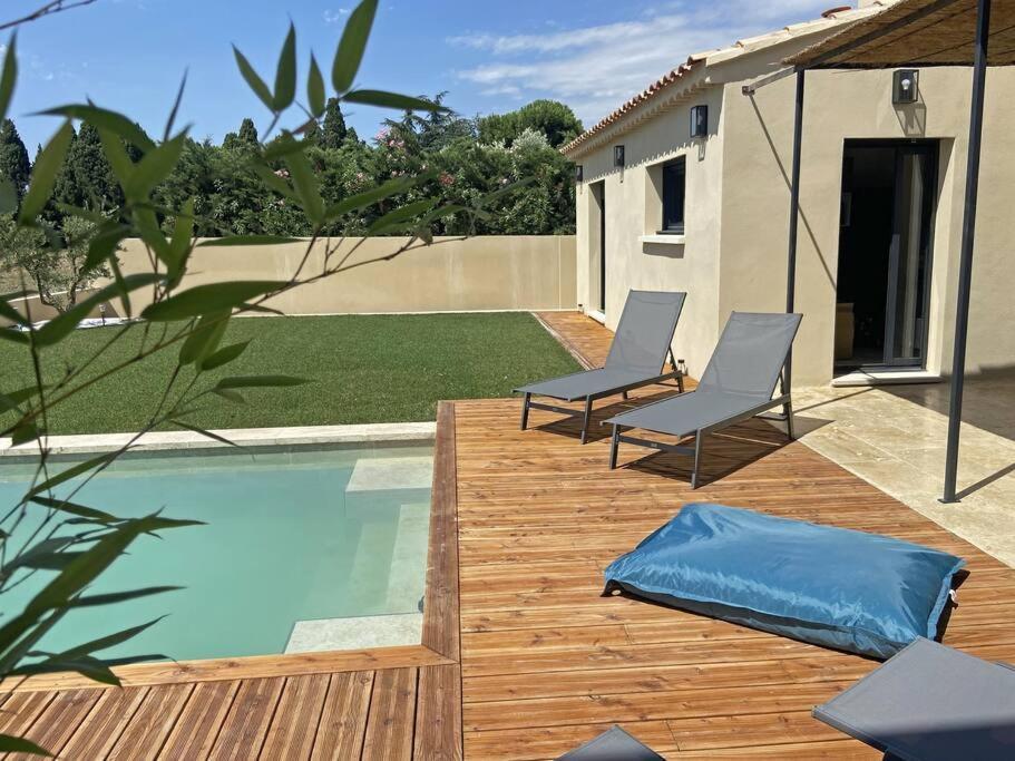 Villa Le Nid D'Emilie Maillane Exterior foto